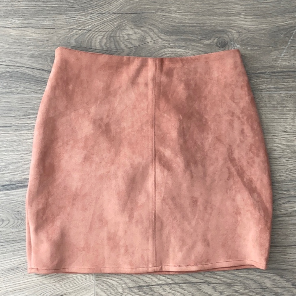 Blush missguided feaux suede skirt size US 4